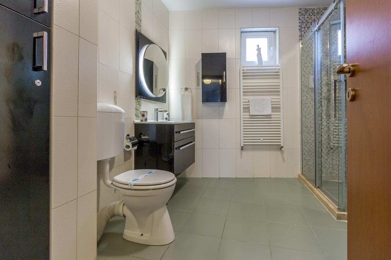 City Apartment Trifoiului Cluj-Napoca Exteriör bild